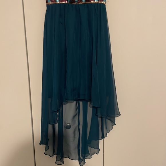 Dress - Picture 3 of 5